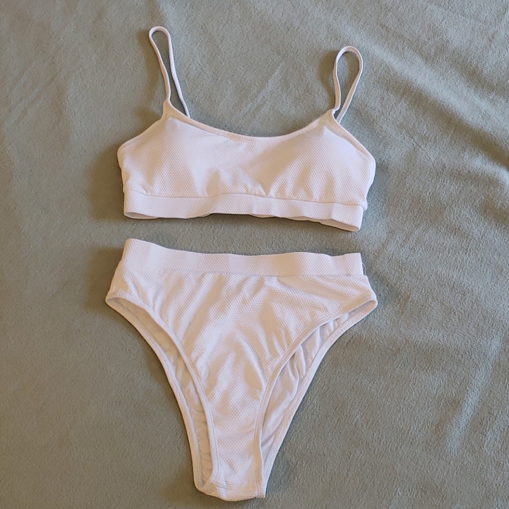 👌Never been worn Two-piece swimsuit